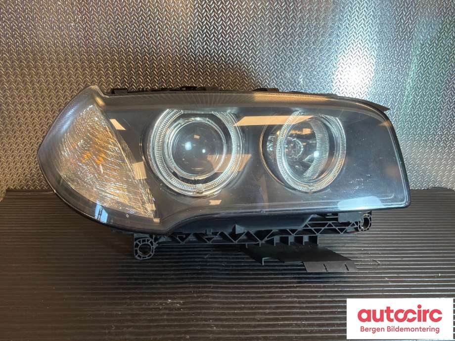 Frontlykt høyre halogen til BMW X3 2007-2010 (Fase 2) (E83) (E83) (BMW|63 12 7 162 190||716219205)