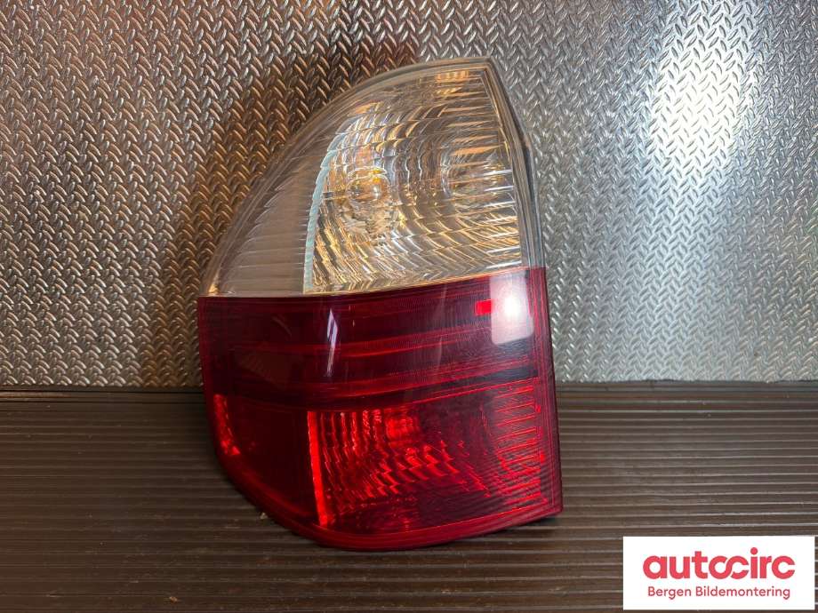Baklykt venstre til BMW X3 2007-2010 (Fase 2) (E83) (E83) (BMW|63 21 7 162 209|)