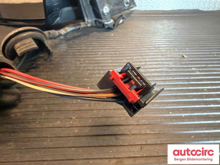 Speil venstre til Audi A6 2008-2011 (Type III, Fase 2) (C6) (C6) (AUDI|4F1 858 531 J|)