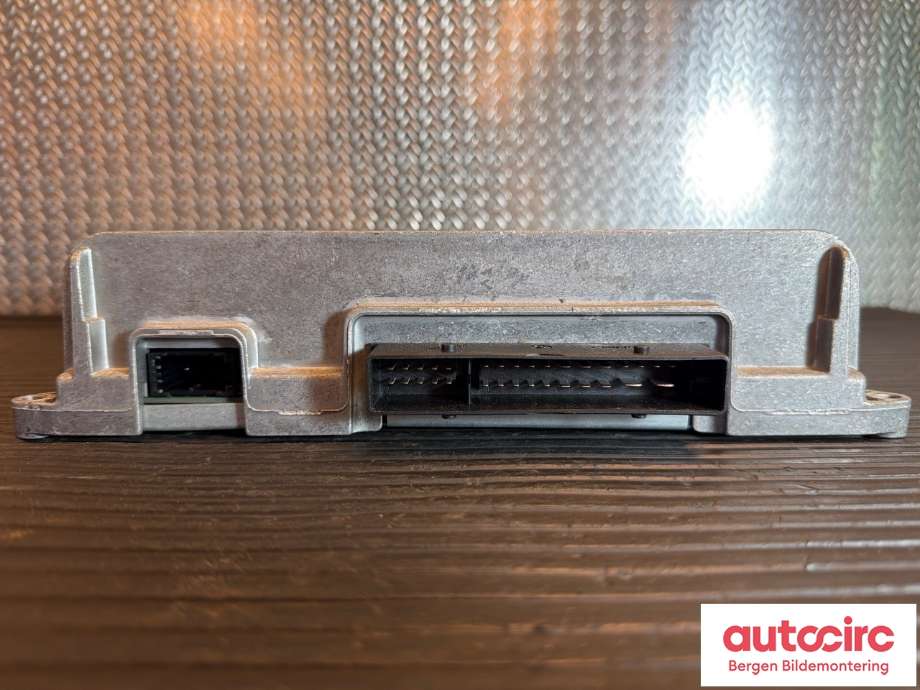 Bilstereo forsterker til Audi A6 2008-2011 (Type III, Fase 2) (C6) (C6) (AUDI|4F0 035 223 N|)