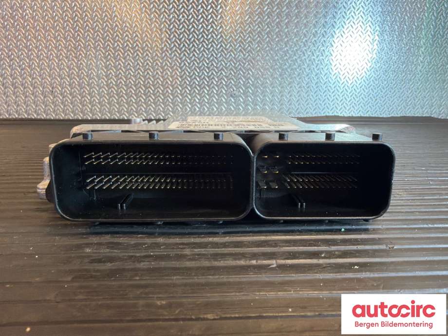 Styreenhet motor til BMW X3 2003-2006 (Fase 1) (E83) (E83) (BMW|13617808125|)