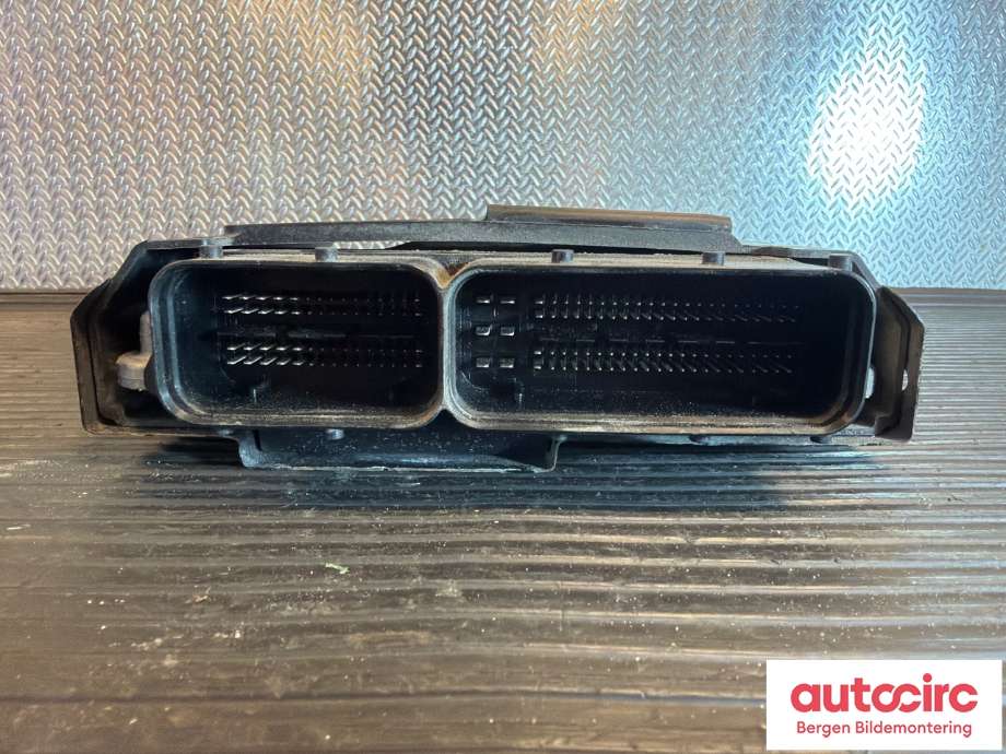 Styreenhet motor til Opel Insignia A 2009-2014  (OPEL|55575350|)