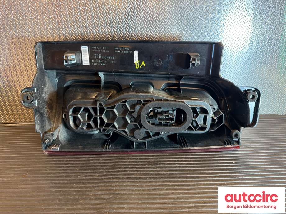 Baklykt venstre til Peugeot Expert 2016-->> (Type III) (PEUGEOT|98 082 431 80|)