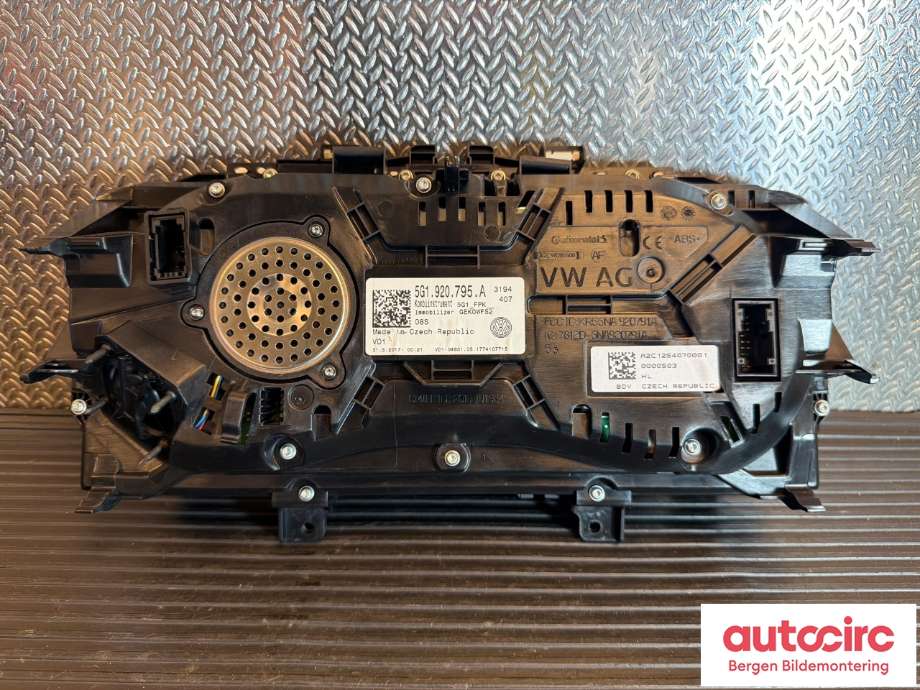 Speedometer til VW e-Golf 2017-2020 (Fase 2)  (VOLKSWAGEN|5G1 920 795 A|)