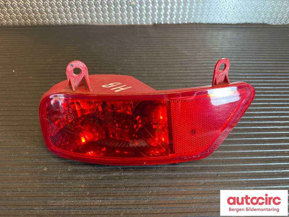 Baklykt fra støtfanger til Peugeot 3008 2009-2016 (Type I) (PEUGEOT|6351 HG||9685463580)