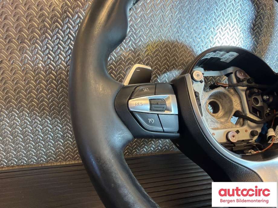 Ratt til BMW 4-Serie 2013-2020 (F32/F33/F36) (F32/F33/F36) (BMW|32 30 7 848 339|)