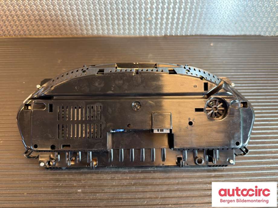 Instrumentpanel til BMW 4-Serie 2013-2020 (F32/F33/F36) (F32/F33/F36) (BMW|9232895|)