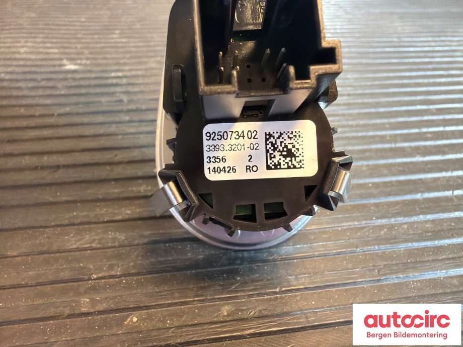 Bryter start/stopp til BMW 4-Serie 2013-2020 (F32/F33/F36) (F32/F33/F36) (BMW|61 31 9 250 734|)