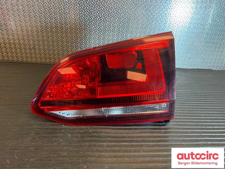 Baklykt høyre indre til VW Golf VII, 2012-2017 (Fase 1) (VOLKSWAGEN|5G9 945 094 F)
