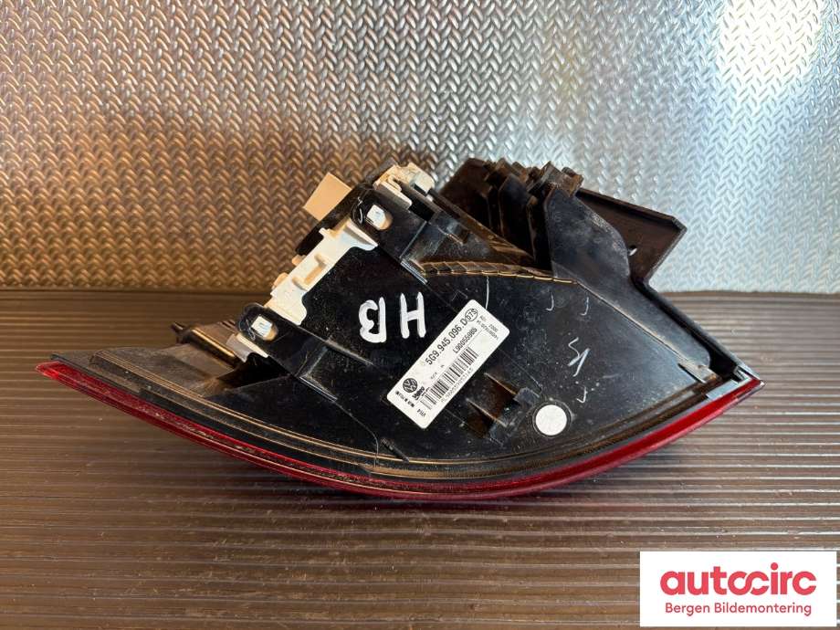 Baklykt høyre til VW Golf VII 2012-2017 (Fase 1)  (VOLKSWAGEN|5G9 945 096 J||5G9.945.096.D)