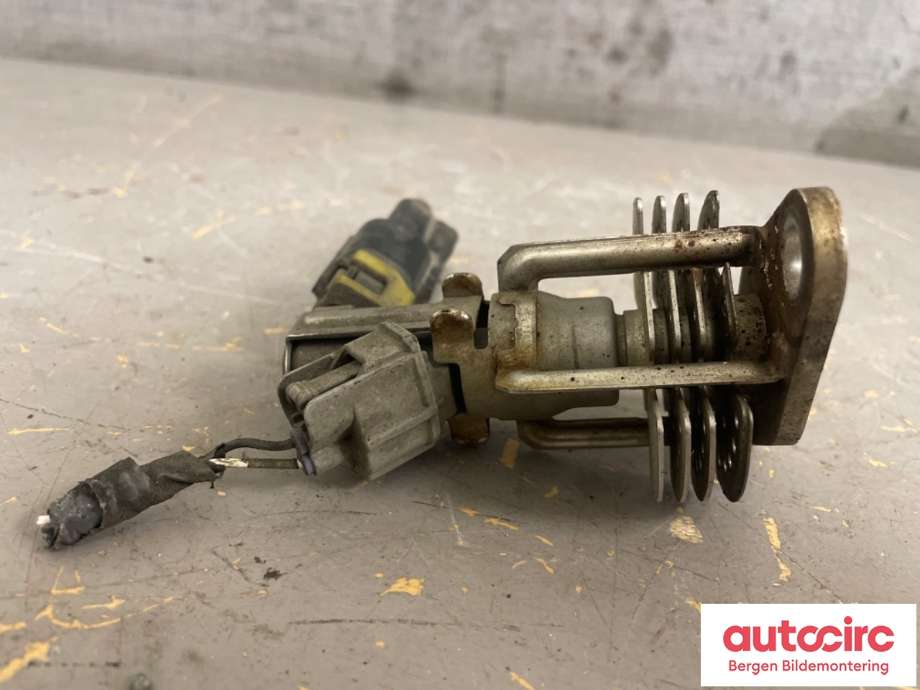 Diverse deler til Toyota Hilux 2016-2020  (TOYOTA|2320311020|)