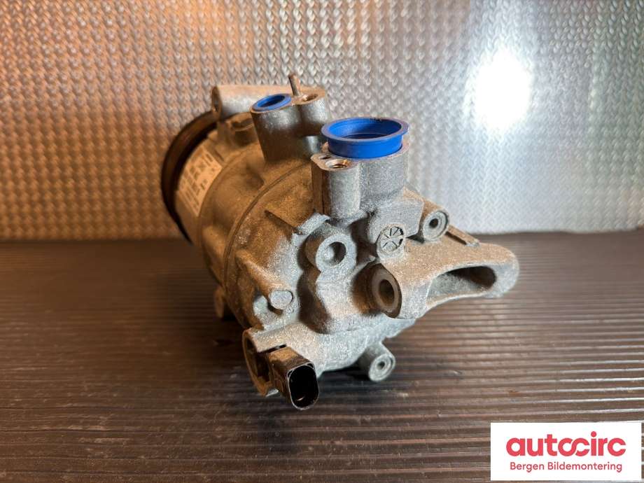 Aircondition kompressor til VW Golf VII 2012-2017 (Fase 1)  (VOLKSWAGEN|5Q0 816 803|5Q0 816 803 D|5QE 816 803 D)