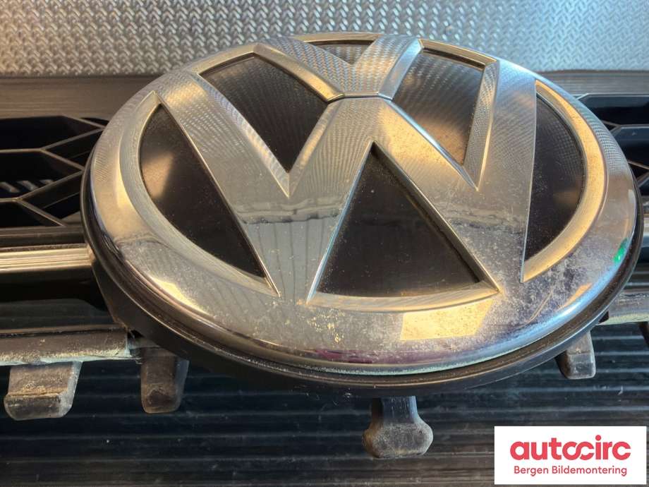 Grill til VW Golf VII 2012-2017 (Fase 1)  (VOLKSWAGEN|5G0 853 651 AQ|)