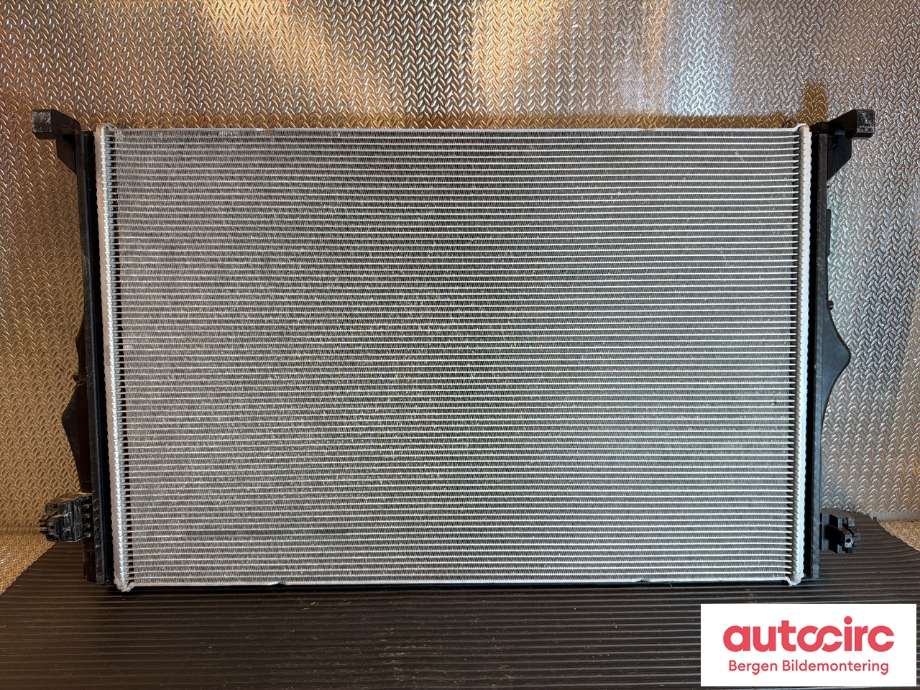 Radiator (automat gir) til Mercedes EQA 2021-->> (MERCEDES|A 247 500 00 03|)