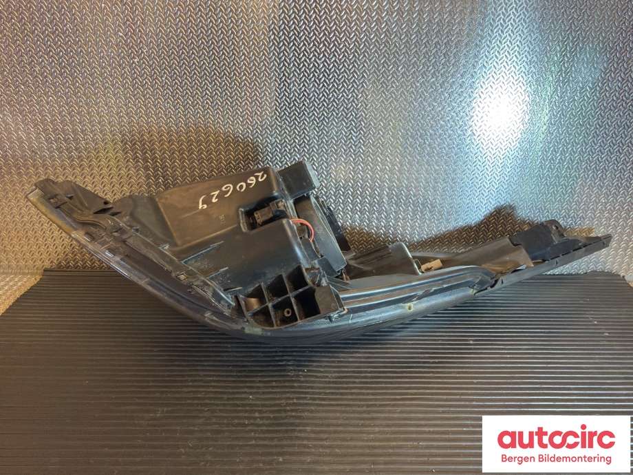 Frontlykt høyre halogen til Chevrolet Spark 2011-->>  (CHEVROLET (KR)|95281475|)