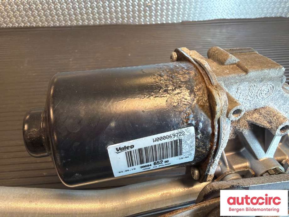 Viskermotor frontrute til Peugeot Expert 2016-->> (Type III)  (PEUGEOT|98 084 652 80|)