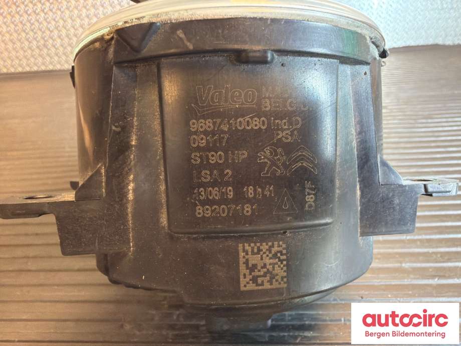 Tåkelykt venstre foran til Peugeot Expert 2016-->> (Type III) (PEUGEOT|6208 Q3||9887410080)