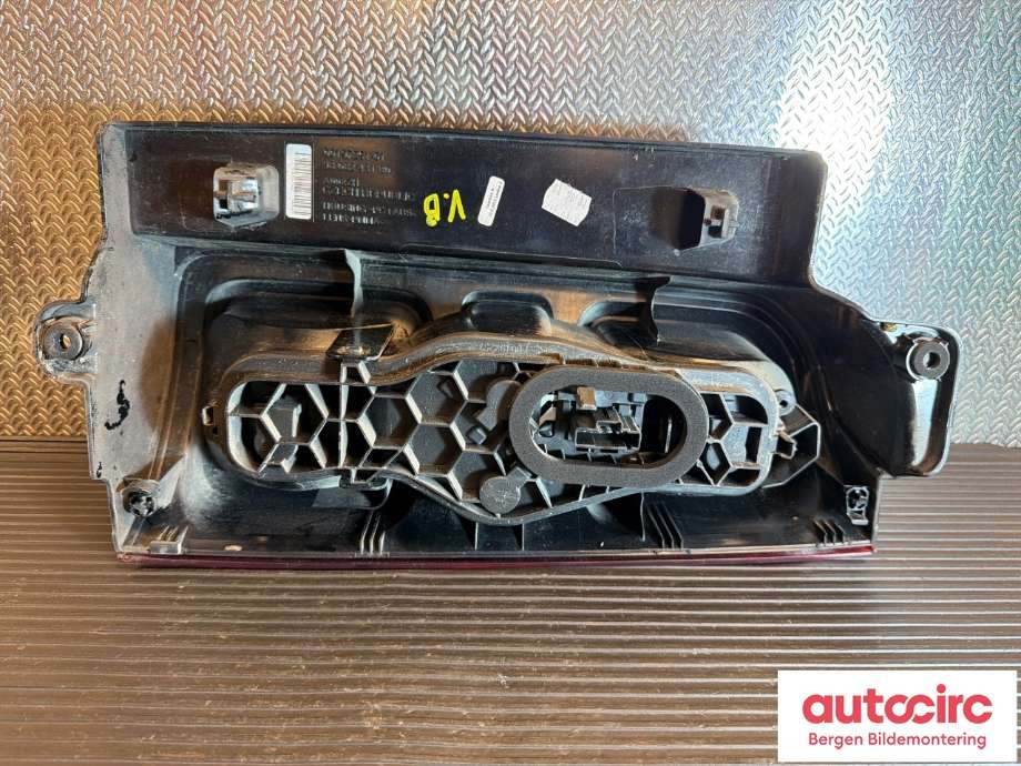 Baklykt venstre til Peugeot Expert 2016-->> (Type III) (PEUGEOT|98 082 431 80|)