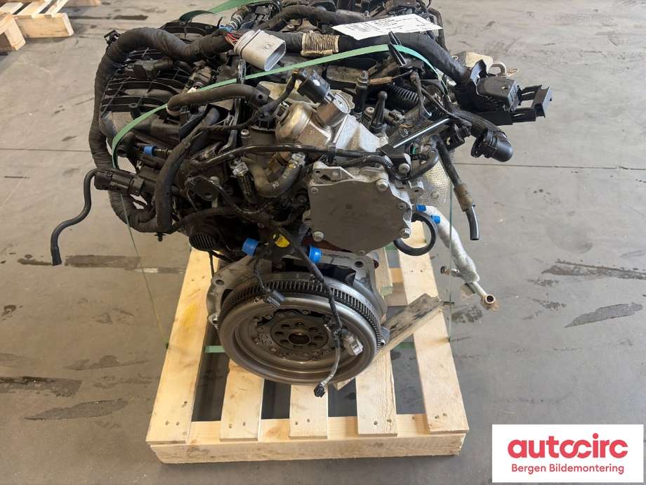 Motor bensin til VW Golf VII 2012-2017 (Fase 1)  (VOLKSWAGEN|04E 100 099 A|06K 100 039 T|)