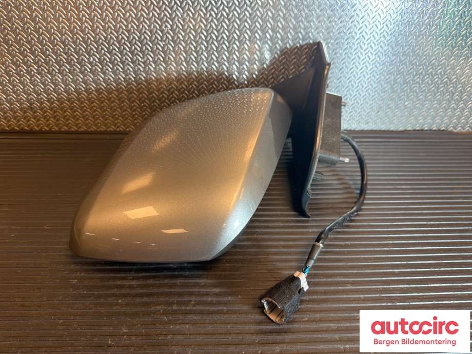 Speil venstre til Nissan NV200 2010-2019  (NISSAN|96302BE00D|)