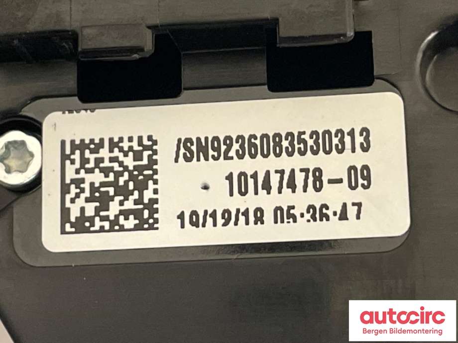 Bryter lys til Tesla Model 3 2018-2023 (Fase 1)  (TESLA||10147478 - 09)