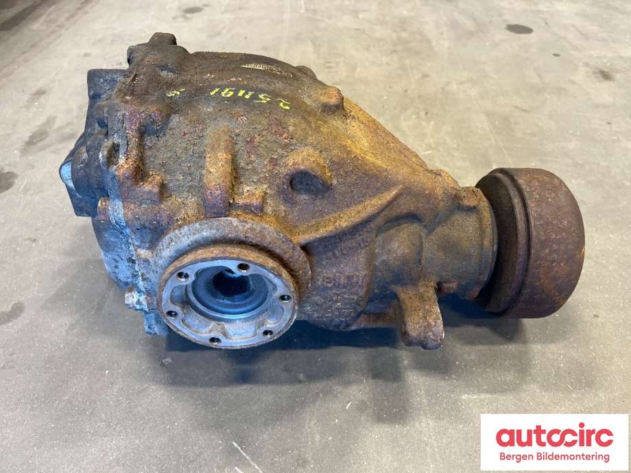 Kardang klokke bak til BMW X3, 2007-2010 (Fase 2) (E83) (E83) (BMW|33 10 7 575 382)