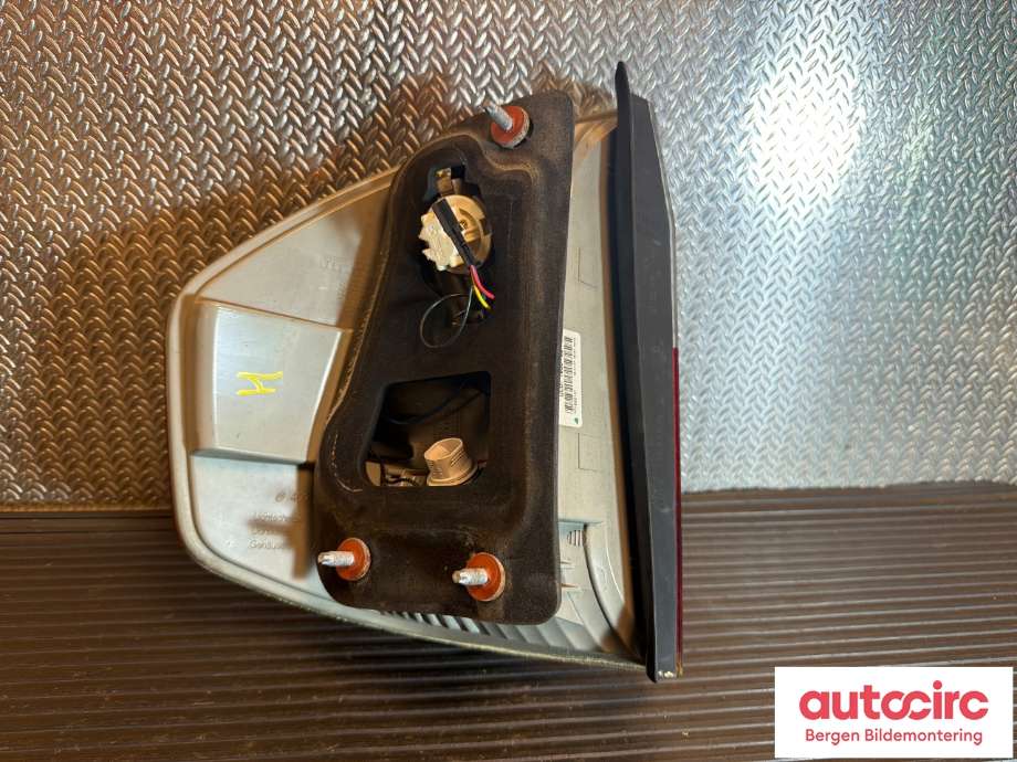 Baklykt høyre til BMW X3 2007-2010 (Fase 2) (E83) (E83) (BMW|63 21 7 162 210||7 162 210)