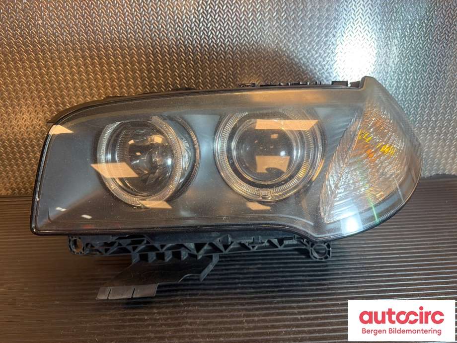Frontlykt venstre halogen til BMW X3, 2007-2010 (Fase 2) (E83) (E83) (BMW|63 12 7 162 189)