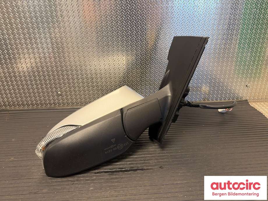 Speil høyre til Toyota Yaris 2014-2020 (Type III, Fase 2)  (TOYOTA|879100D580|)