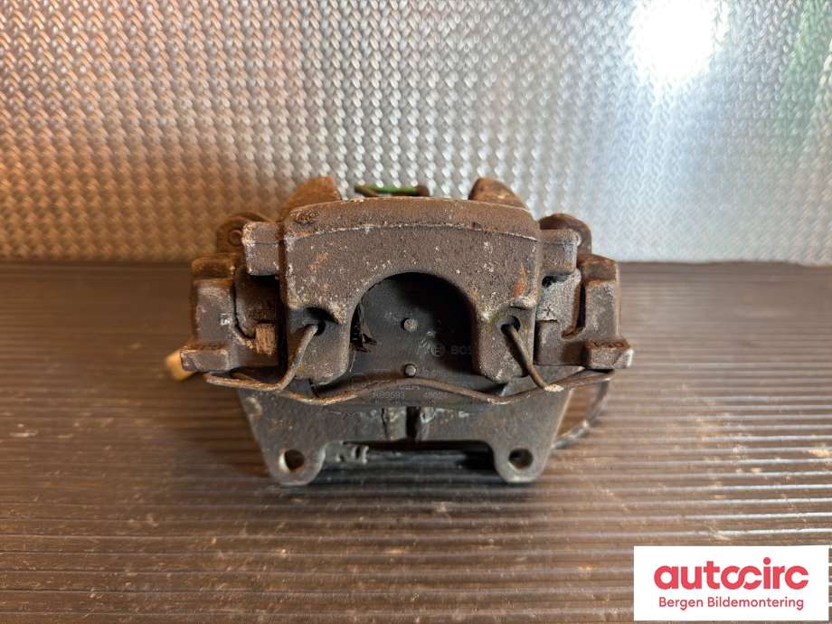 Bremsecaliper høyre bak til Jaguar I-PACE 2018-->>  (JAGUAR|T4K8131|J9D32552AA|)