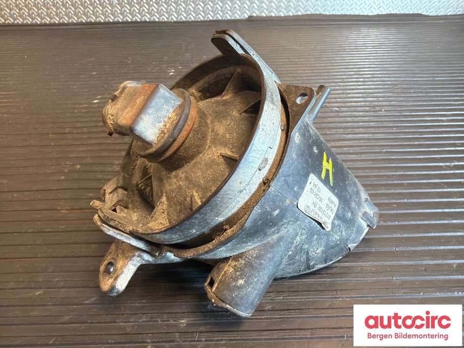 Tåkelykt høyre foran til Volvo V70 2007-2013 (Type III, Fase 1)  (VOLVO|31213102|)