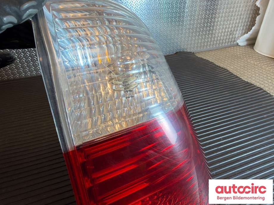 Baklykt høyre til BMW X3 2007-2010 (Fase 2) (E83) (E83) (BMW|63 21 7 162 210||7 162 210)