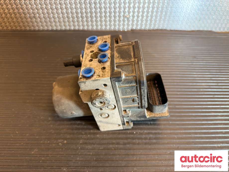 ABS sentral til Audi A8, 2003-2010 (Type II)  (AUDI|4E0 614 517 CC)