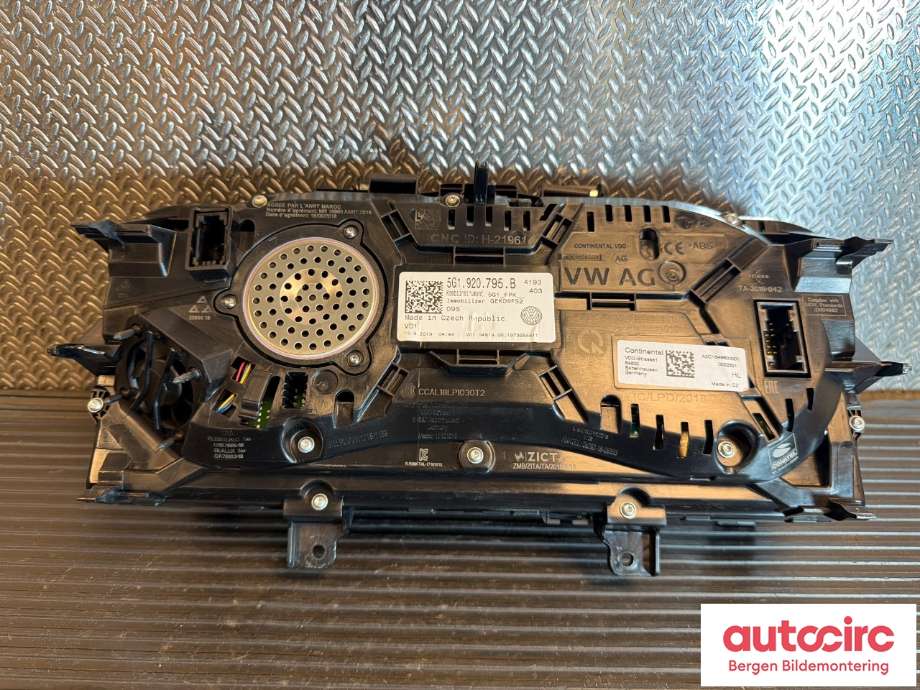 Instrumentpanel til VW e-Golf 2017-2020 (Fase 2)  (VOLKSWAGEN|5G1 920 795 B|)
