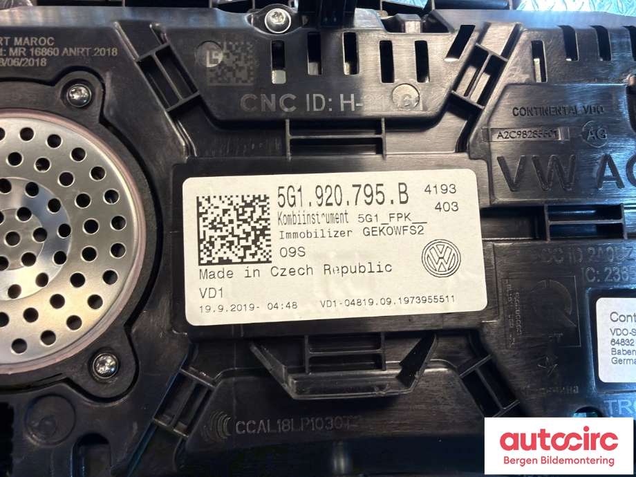 Instrumentpanel til VW e-Golf 2017-2020 (Fase 2)  (VOLKSWAGEN|5G1 920 795 B|)