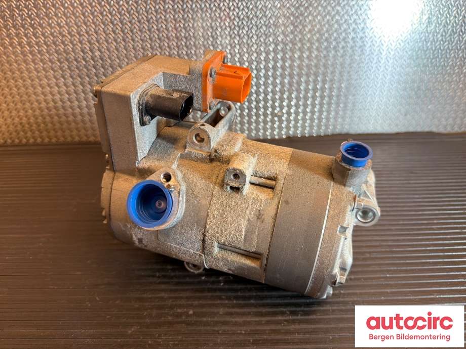 Aircondition kompressor til VW e-Golf, 2017-2020 (Fase 2)  (VOLKSWAGEN|5QE816803G)