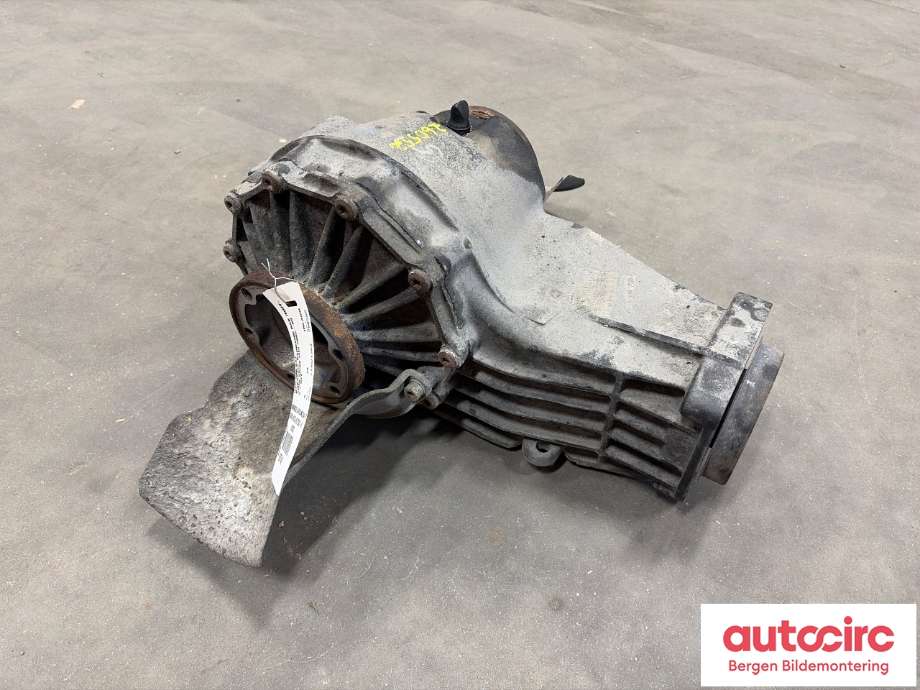 Kardang klokke bak til Audi A8, 2003-2010 (Type II)  (AUDI|0AR 500 043)