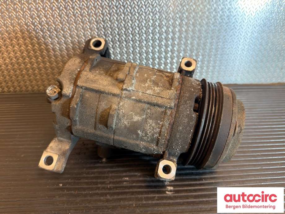Aircondition kompressor til Chevrolet Tahoe 2001-2005 (Type II)  (CHEVROLET|84208257||447220-4420)