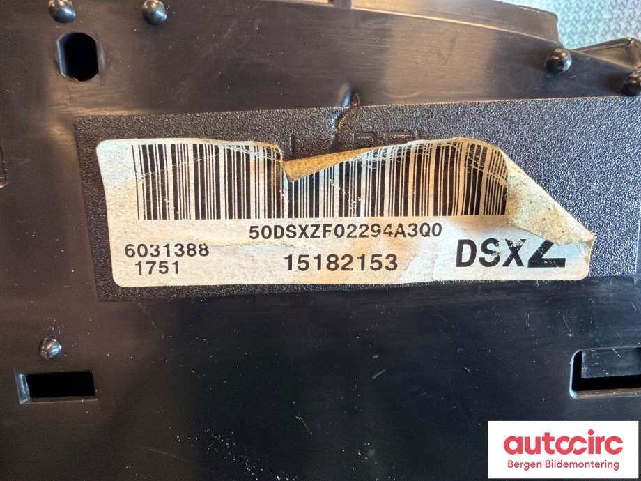 Instrumentpanel til Chevrolet Tahoe 2001-2005 (Type II)  (CHEVROLET|15135675||15182153)