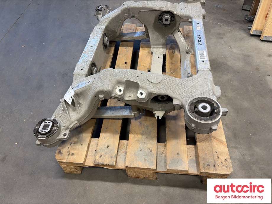 Bakaksel til BMW iX3 2021-->>  (BMW|33 31 8 847 172|)