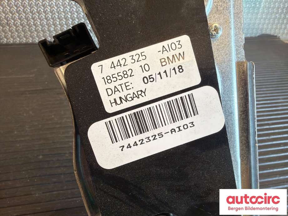 Viskermotor bakrute til BMW 2-Serie 2014-2021 (F22/F23) (F22/F23) (BMW 225XE IPERFORMANCE|67 63 7 442 325||7 442 325)