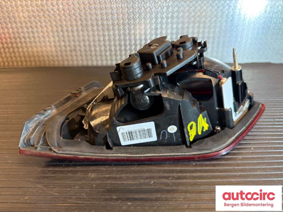 Baklykt venstre indre til BMW 2-Serie 2014-2021 (F22/F23) (F22/F23) (BMW 225XE IPERFORMANCE|63 21 7 491 341||7 491 341)