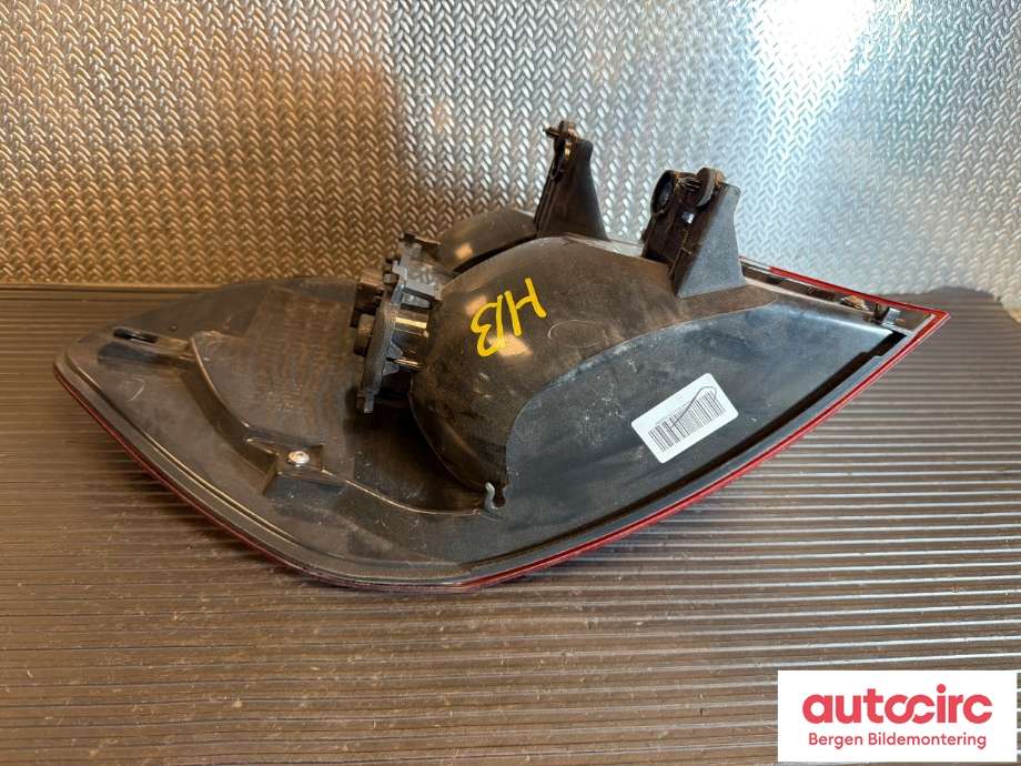 Baklykt høyre til BMW 2-Serie 2014-2021 (F22/F23) (F22/F23) (BMW 225XE IPERFORMANCE|63 21 7 491 338|)