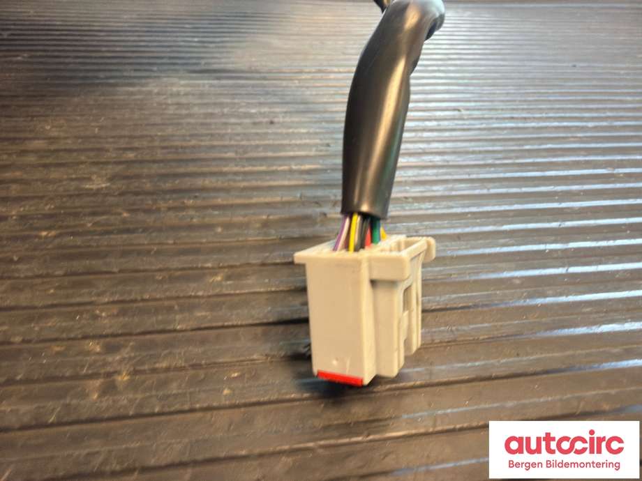 Speil venstre til Ford Mondeo 2011-2014 (Type IV, Fase 2)  (FORD|1777032||BS71-17683-WC)
