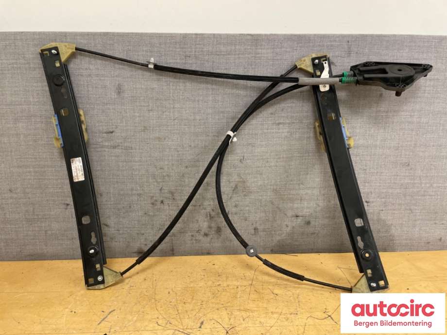 Ruteheis til Audi A1 2010-2014 (Type I, Fase 1)  (AUDI|8X3 837 461)