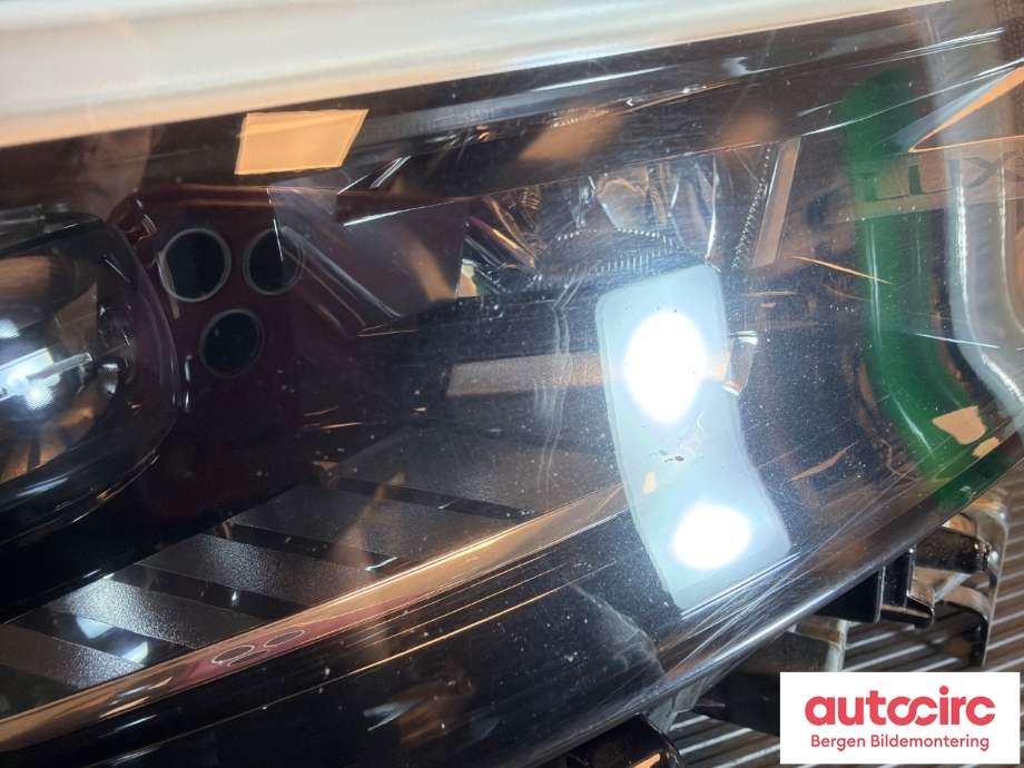 Frontlykt høyre halogen til Opel Mokka 2012-2016 (Type I, Fase 1)  (OPEL|16 758 878 80||9834016680)