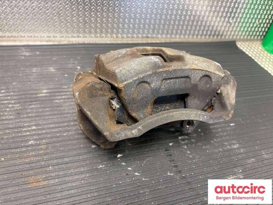 Bremsecaliper venstre foran til Hyundai Kona, 2021-2023 (Type I, Fase 2) (HYUNDAI|58110K 4100)