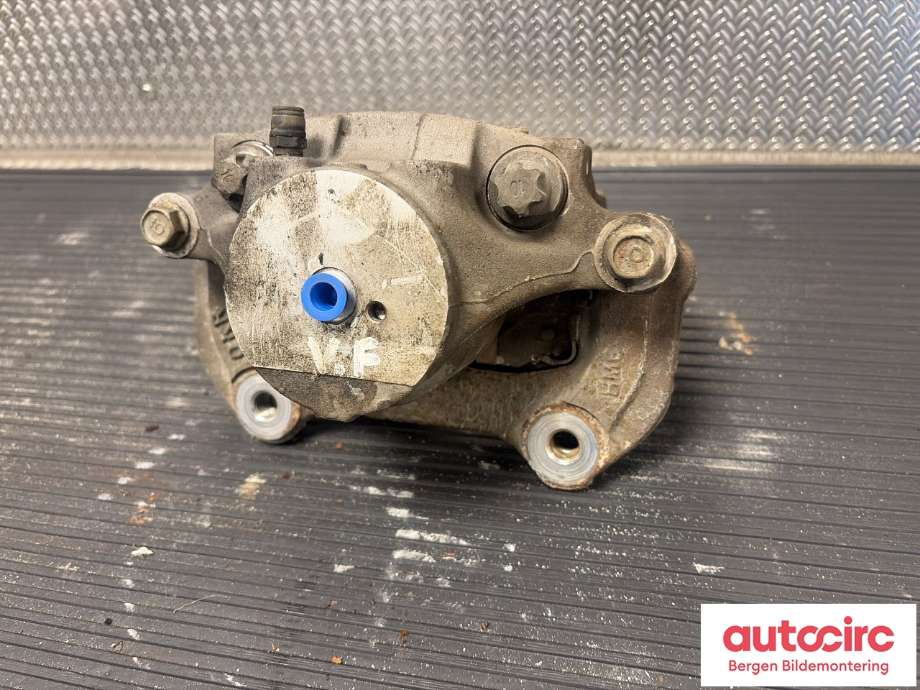 Bremsecaliper venstre foran til Hyundai Kona 2021-2023 (Type I, Fase 2)  (HYUNDAI|58110K 4100|)