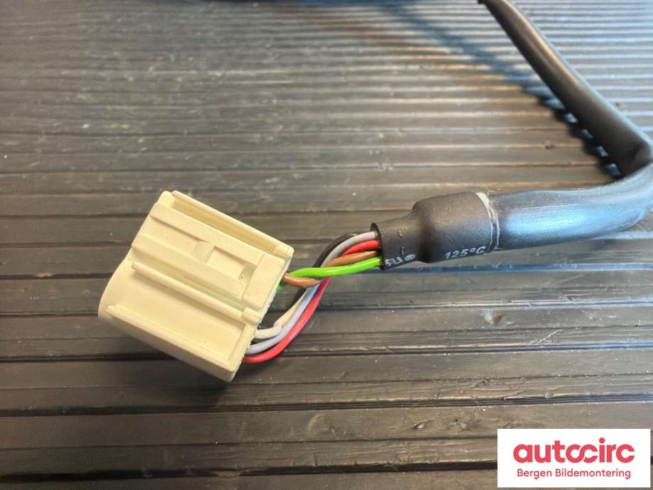 Speil venstre til Toyota Yaris 2012-2014 (Type III, Fase 1) (TOYOTA|879400D590|)
