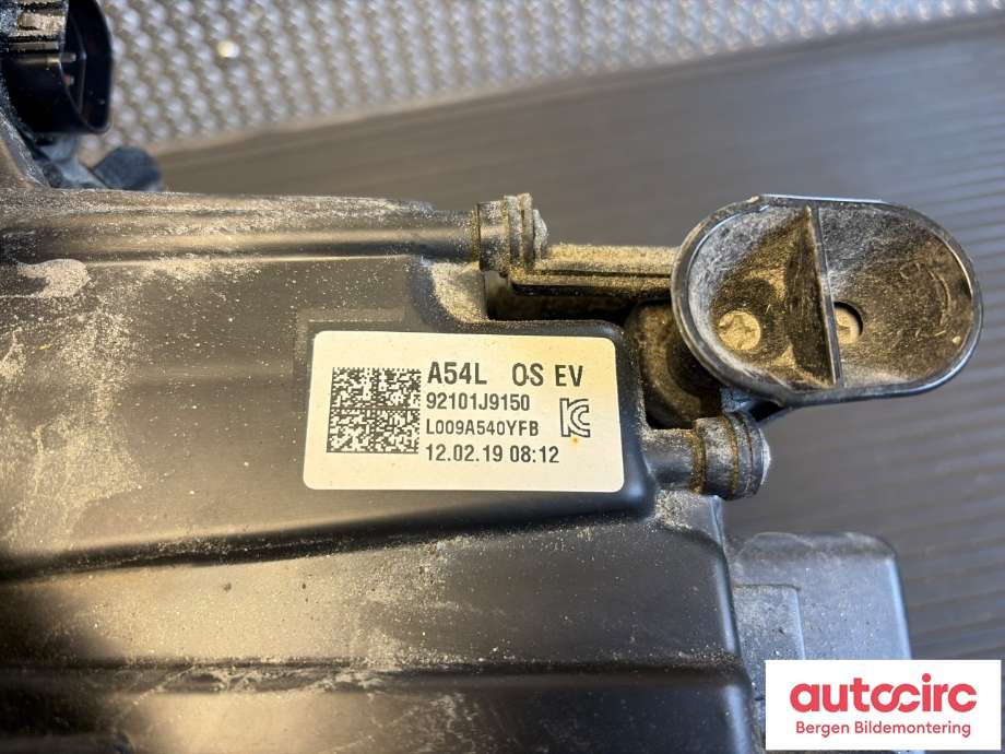 Frontlykt venstre halogen til Hyundai Kona 2017-2021 (Type I, Fase 1) (HYUNDAI|92101J 9150|)